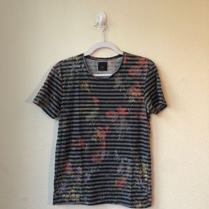 Floral like, striped t-shirt